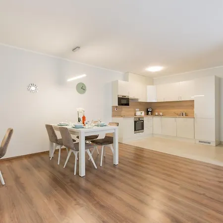 Downtown Residences - Ac,elevator,terrace