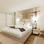 Downtown Residences - Ac,elevator,terrace Апартаменты *