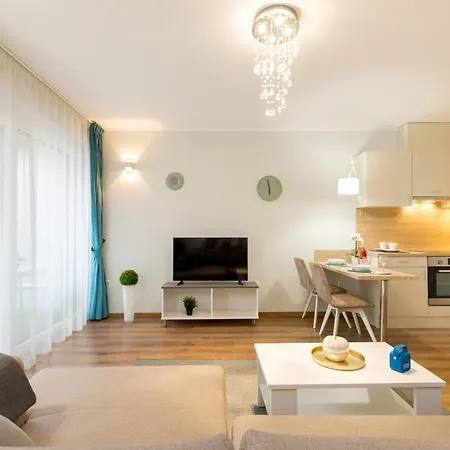 Apartman Downtown Residences - Ac,elevator,terrace *